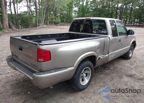 1999 Chevrolet S-10 Ls из США, поврежденный, VIN 1GCCS1948X8150811